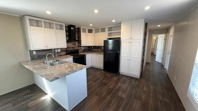 Photo 2 of 28 of home located at 224 Forest Creek Rd Devine, TX 78016
