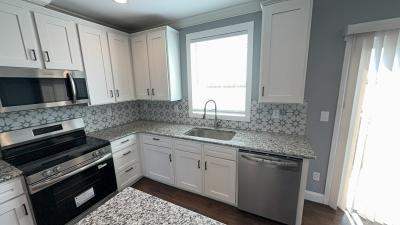 Photo 2 of 29 of home located at 173 Medina Verde Dr. Natalia, TX 78059