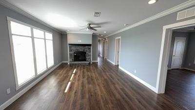 Photo 3 of 29 of home located at 173 Medina Verde Dr. Natalia, TX 78059