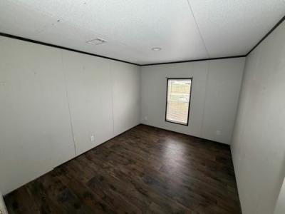 Photo 3 of 7 of home located at 10784 Oak Lake Rd Bryan, TX 77808