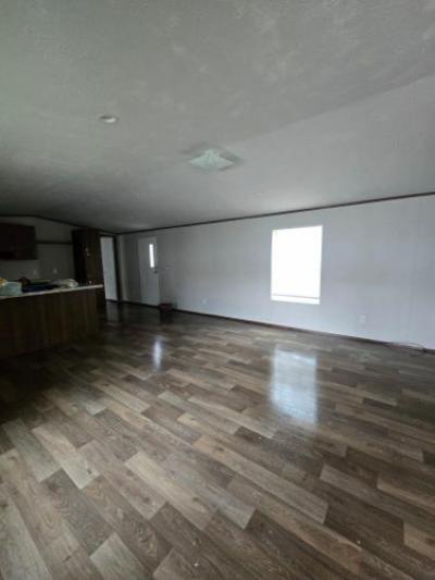 Photo 4 of 9 of home located at 18270 Highway 22 Lot 26 Ponchatoula, LA 70454