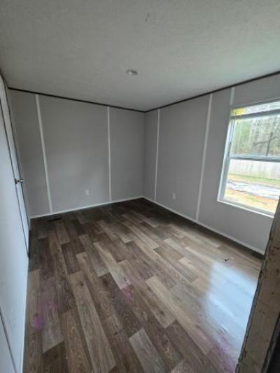 Photo 5 of 9 of home located at 18270 Highway 22 Lot 26 Ponchatoula, LA 70454