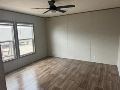 Photo 4 of 10 of home located at 401 W Interstate 10 Seguin, TX 78155