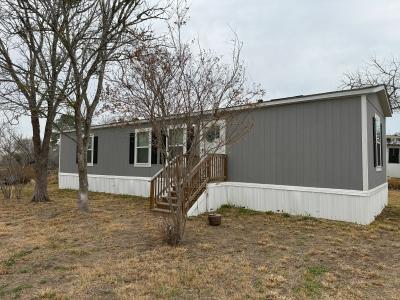 Mobile Home at 308 S Commerce Smiley, TX 78159
