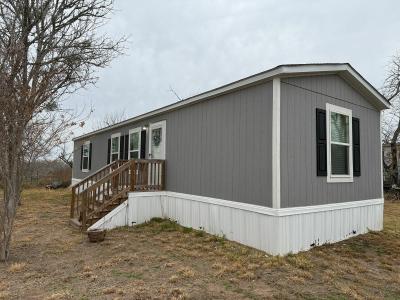 Photo 4 of 21 of home located at 308 S Commerce Smiley, TX 78159