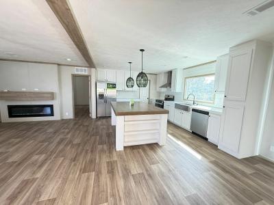 Photo 2 of 14 of home located at 18542 Childress Dr Conroe, TX 77306