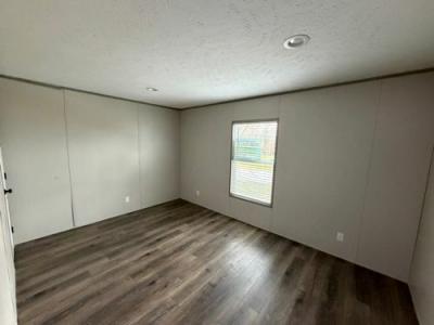 Photo 5 of 20 of home located at 202 Timberland Ln Danville, KY 40422