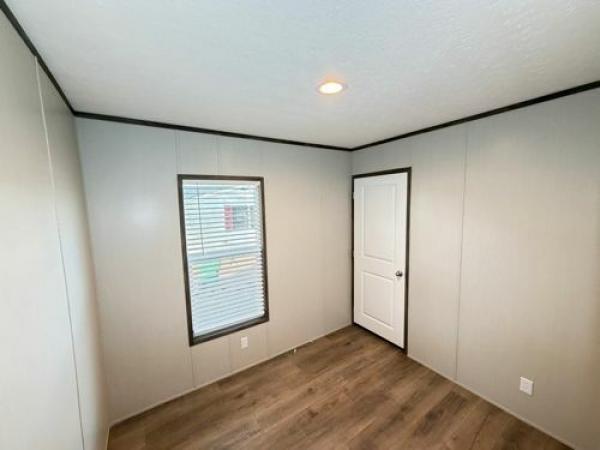 2024 SELECT Mobile Home For Sale