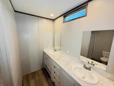 Photo 2 of 13 of home located at 205 Oak Crest Dr Manvel, TX 77578