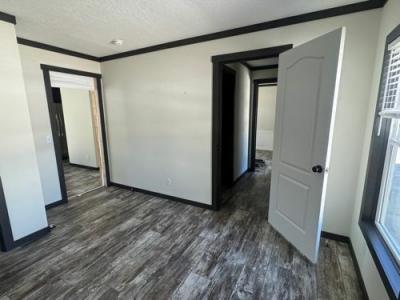 Photo 5 of 16 of home located at 31888 Alabama 75 Oneonta, AL 35121