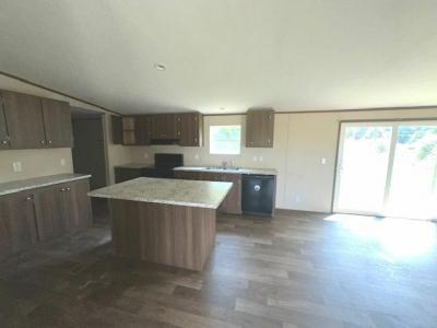 Photo 5 of 11 of home located at 485 Florence Road Hamilton, AL 35570
