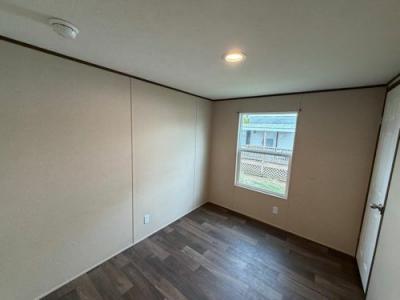 Photo 2 of 16 of home located at 859 Scooter Ave Harrodsburg, KY 40330