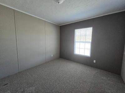 Photo 3 of 9 of home located at 15405 Lee Hwy Bristol, VA 24202