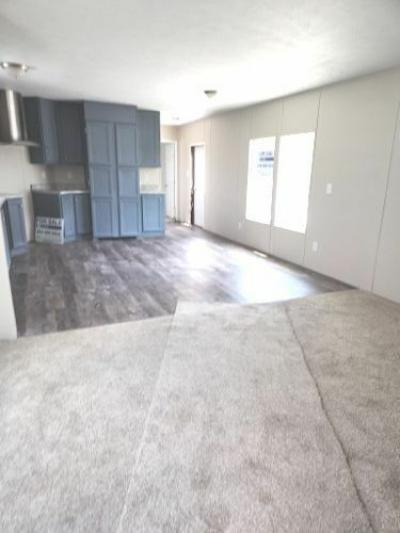 Photo 5 of 13 of home located at 2707 Robinsonville Loop Richmond, KY 40475