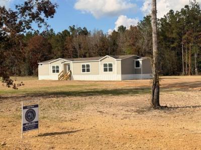 Mobile Home at 2037 Ceaser Trail Bogue Chitto, MS 39629
