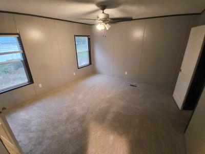 Photo 2 of 13 of home located at 1207 SW 6th St Fairfield, IL 62837