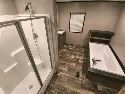 Photo 4 of 13 of home located at 1207 SW 6th St Fairfield, IL 62837