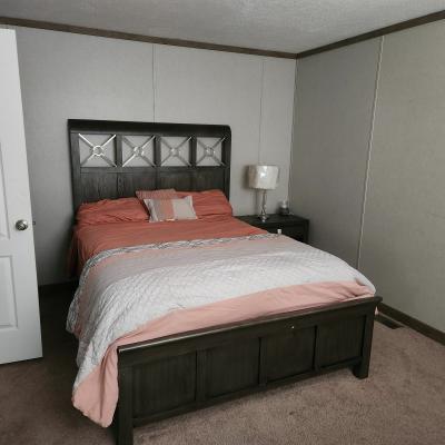 Photo 4 of 6 of home located at 10014 White Oak St Laurel, DE 19956