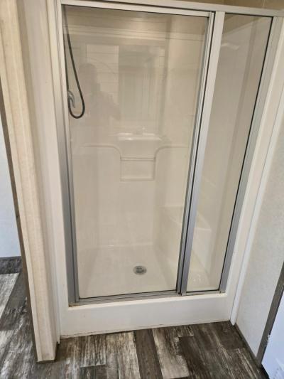 Photo 2 of 11 of home located at 433 Busby Lane Pineville, MO 64856