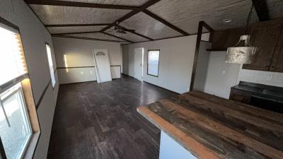 Photo 5 of 15 of home located at 14258 Airline Hwy Gonzales, LA 70737