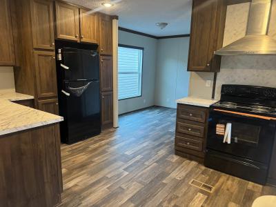 Photo 4 of 12 of home located at 31888 State Hwy 75 Oneonta, AL 35121