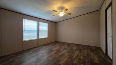 Photo 2 of 26 of home located at 6572 Blue Level Rd Rockfield, KY 42274