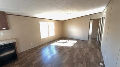 Photo 4 of 25 of home located at 7500 Paradise Rd Lot 191 San Antonio, TX 78244