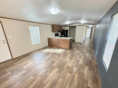 Photo 4 of 13 of home located at 261 Hunters Gln Livingston, TX 77351