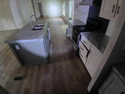 Photo 4 of 10 of home located at 10361 Private Rd 5206 Malakoff, TX 75148