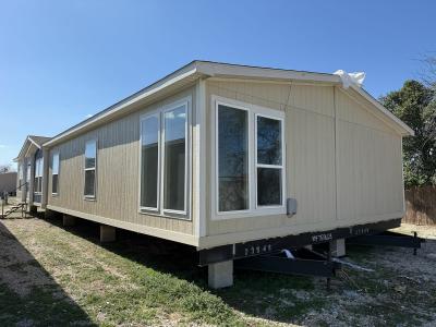 Mobile Home at 1999 N Ih-35 New Braunfels, TX 78130