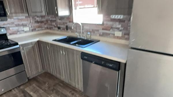 2022 H-1660-22 Mobile Home For Sale