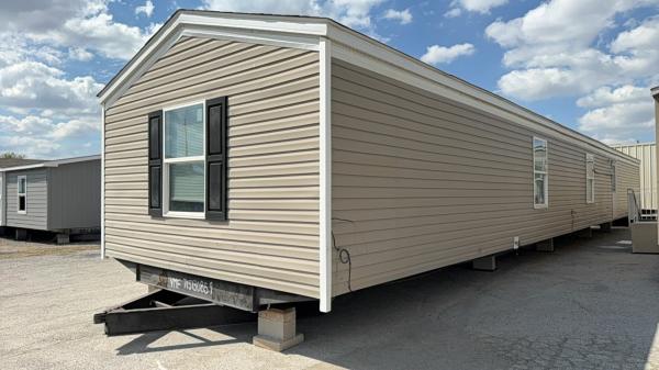 2022 47TRS16763SH22S Mobile Home For Sale