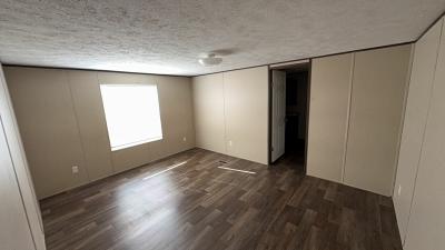 Photo 5 of 17 of home located at 13838 Southton Rd San Antonio, TX 78223