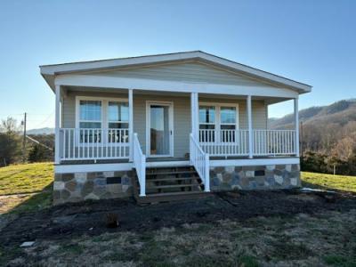 Photo 4 of 9 of home located at 165 Mamie Morelock R Rogersville, TN 37857