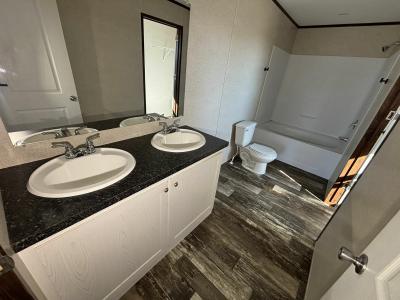 Photo 4 of 19 of home located at 66 Regina Dr Taylor, TX 76574