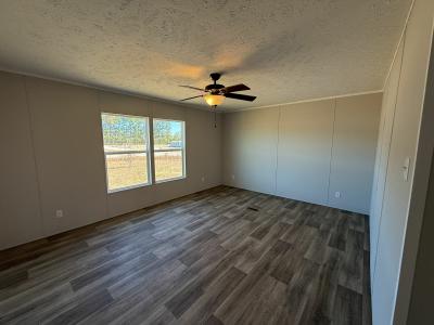 Photo 5 of 14 of home located at 44 Bermuda Dr Saint Pauls, NC 28384