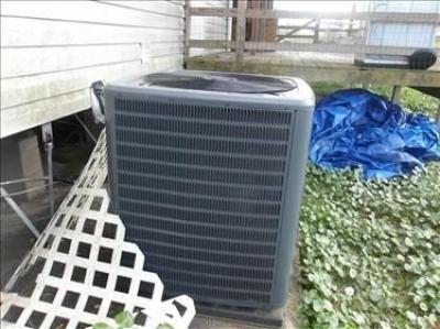 Photo 2 of 14 of home located at 125 E 2nd St Larose, LA 70373