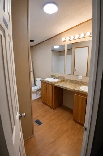 Photo 2 of 17 of home located at 131 Pleasant Ln Belle Rose, LA 70341