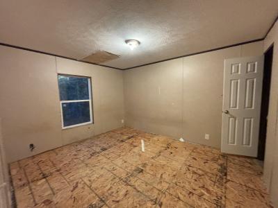 Photo 5 of 16 of home located at 940 E Bullard Ave Foley, AL 36535