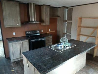 Photo 5 of 14 of home located at 17400 Smithers Rd Paron, AR 72122