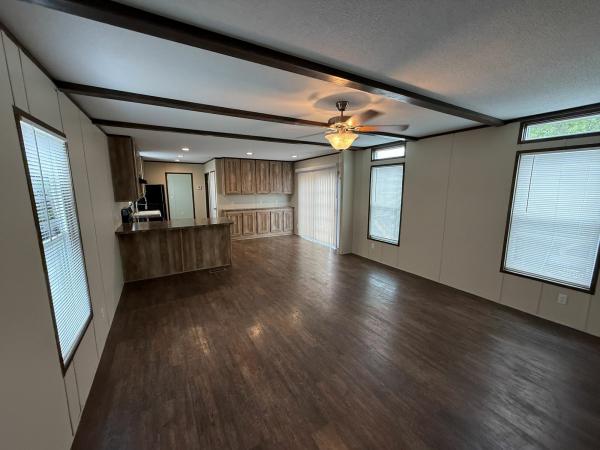 2018 ANNIVERSARY 31ANN16763AH18 Manufactured Home