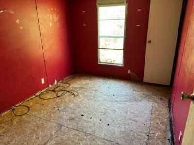 Photo 5 of 15 of home located at 250 County Road 2231 Center, TX 75935