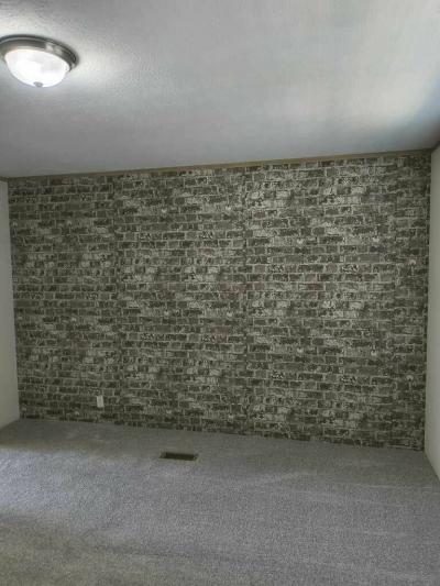 Photo 2 of 17 of home located at 4004 N Highway 252 Lavaca, AR 72941