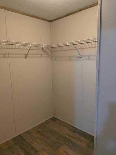 Photo 3 of 17 of home located at 4004 N Highway 252 Lavaca, AR 72941