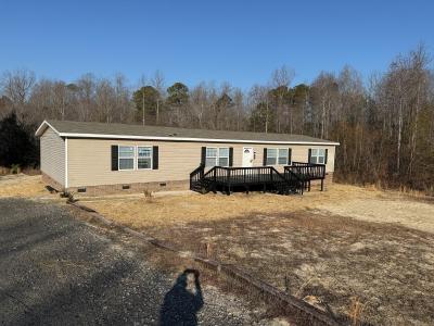 Photo 2 of 15 of home located at 159 N Eagle Ln Ellerbe, NC 28338