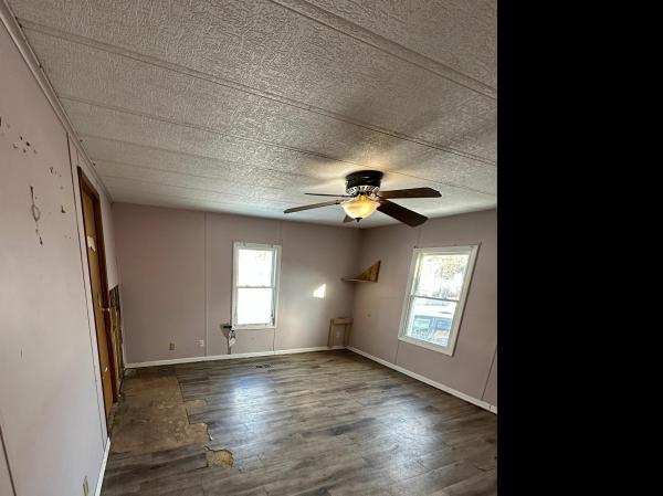 1985 WALDEN Manufactured Home