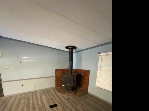 1985 WALDEN Manufactured Home