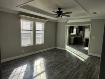 Photo 5 of 18 of home located at 5375 Suncrest Rd Marianna, FL 32448