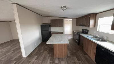 Photo 5 of 24 of home located at 692 Tom Schexnayder Opelousas, LA 70570