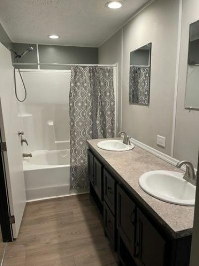 Photo 4 of 15 of home located at 805 Smart Rd Alma, GA 31510